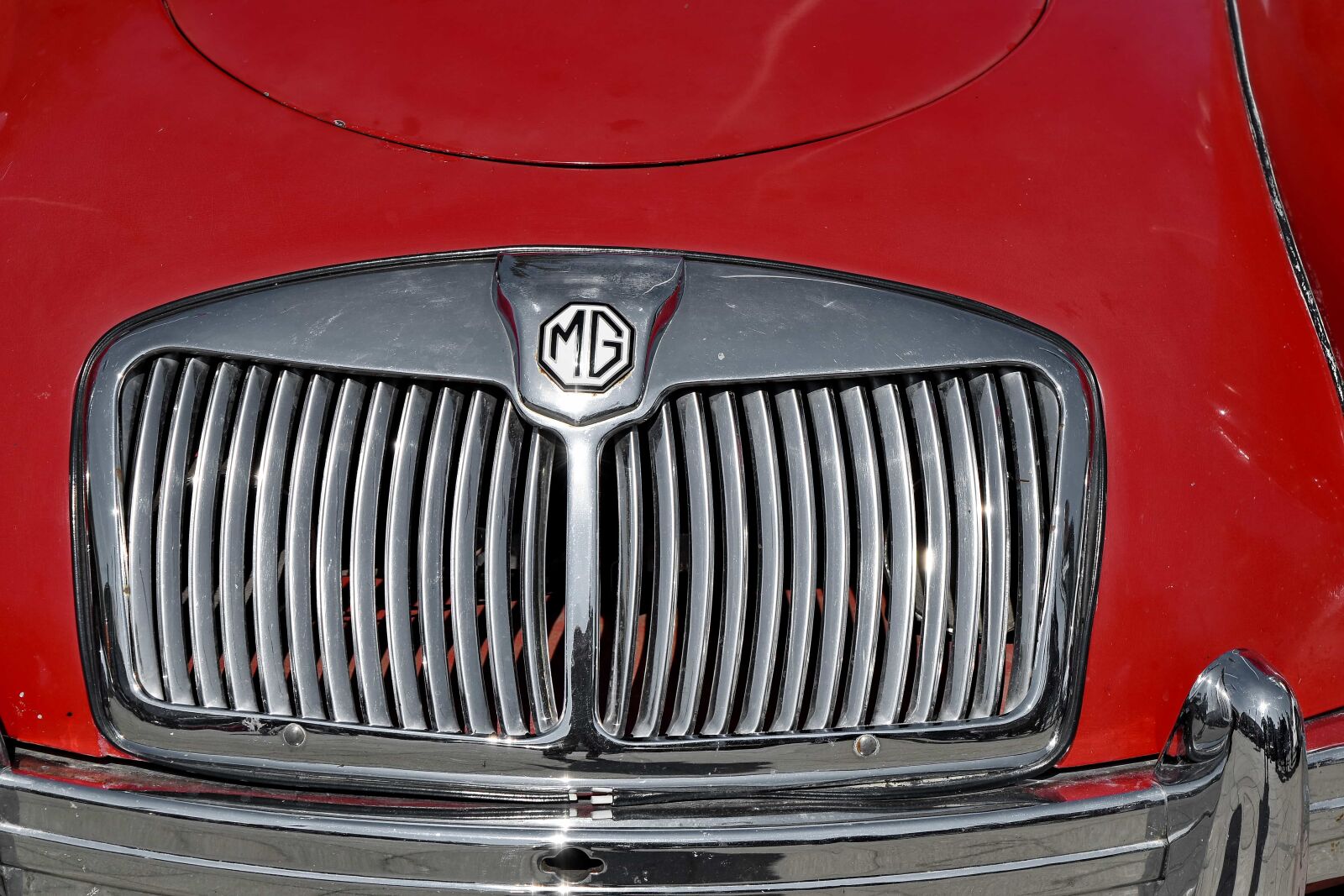 Nikon D5500 sample photo. Nostalgia, hood, headlight, car photography