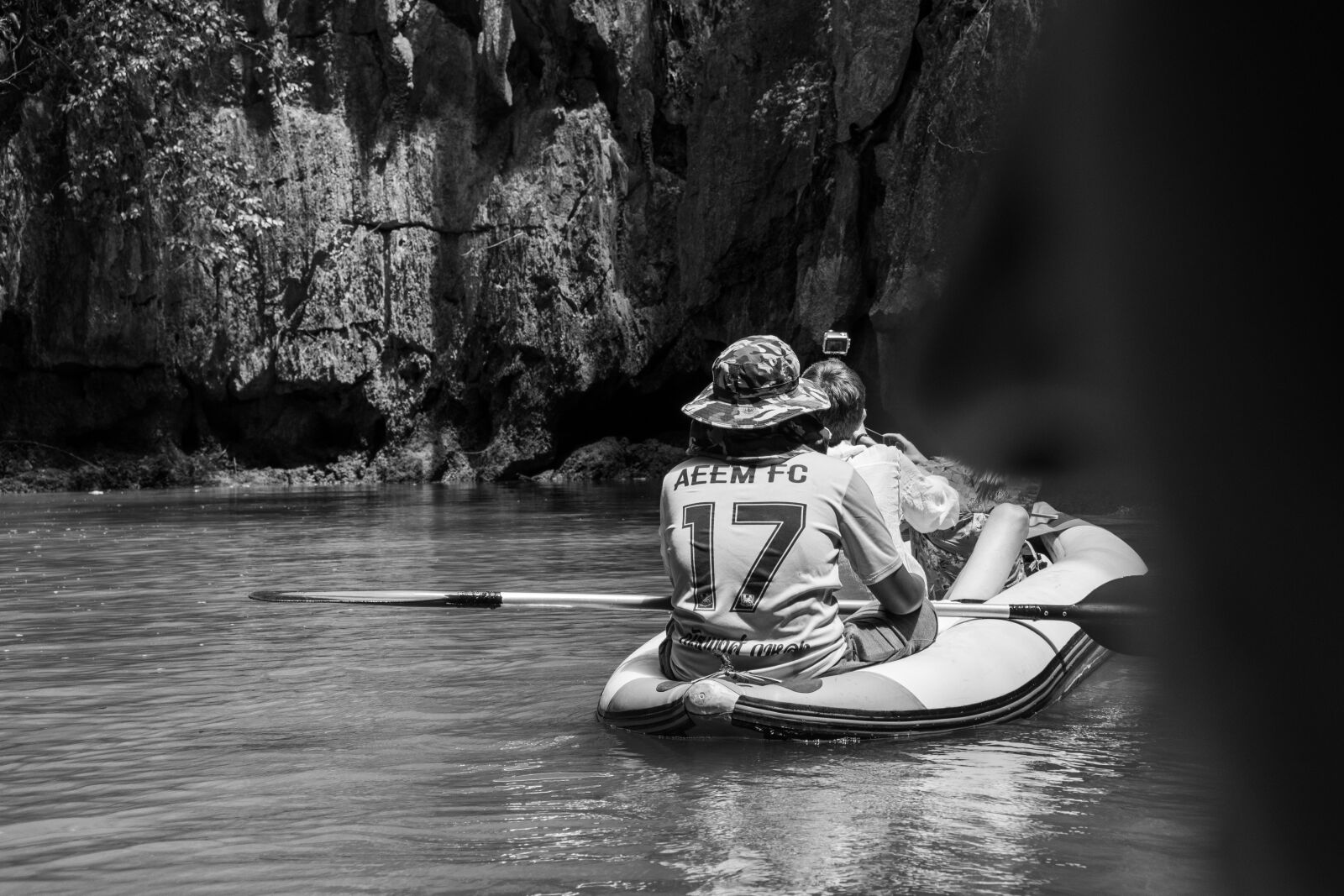 Nikon D5600 sample photo. Sea, black white, kayaking photography