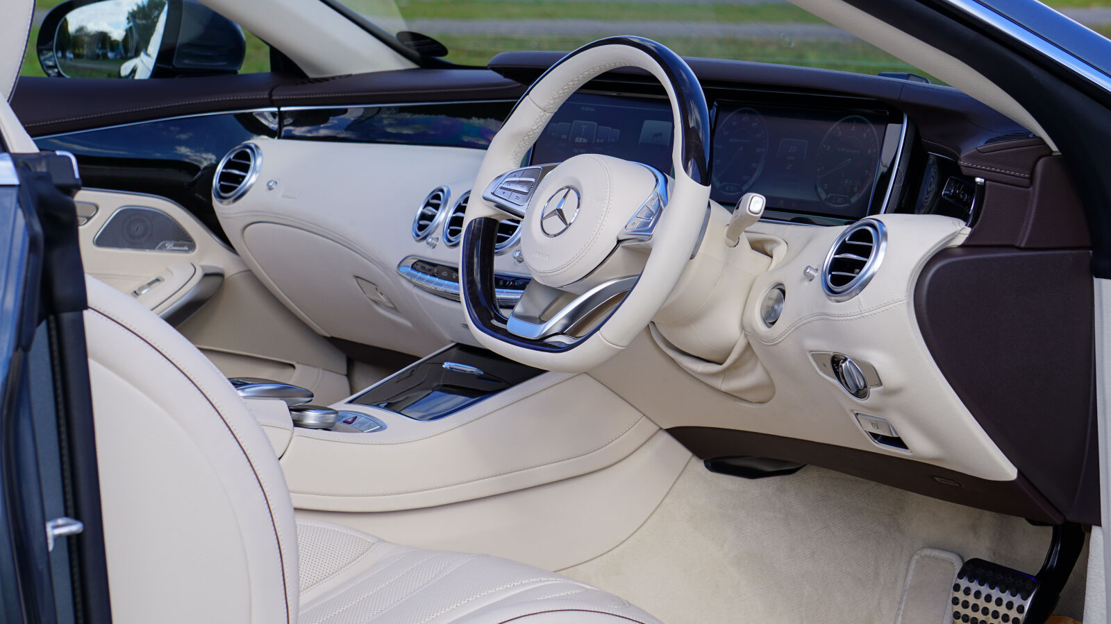 Sony a6000 sample photo. Auto, automobile, automotive, benz photography