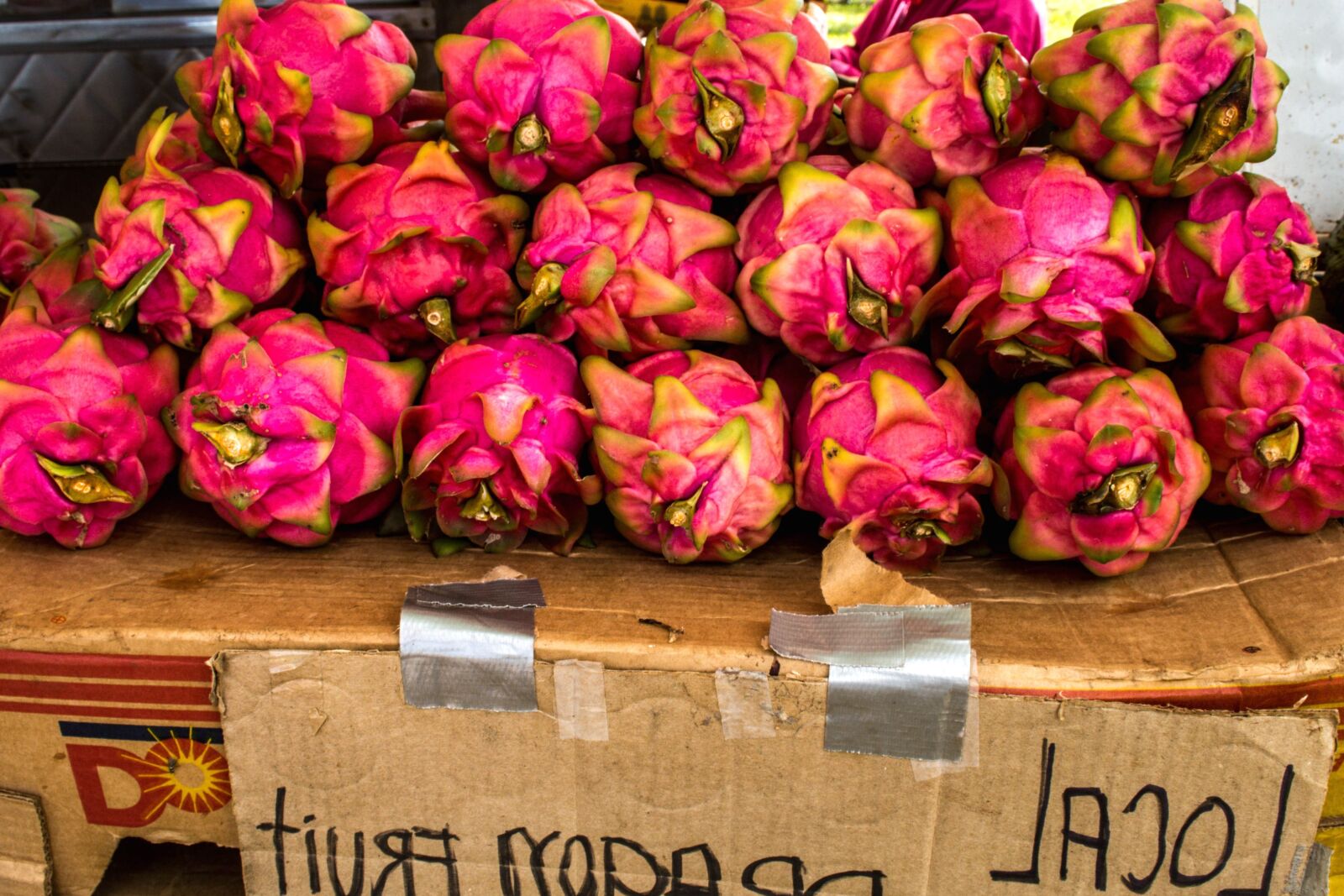 Nikon D5200 sample photo. Exotic fruit, agriculture, colorful photography