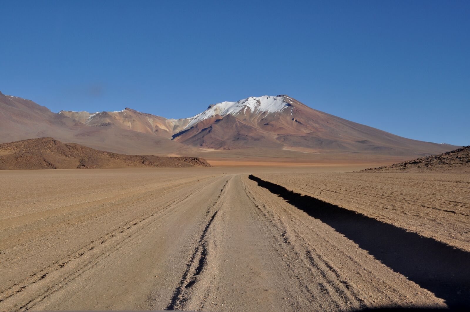 Nikon D90 sample photo. Road, track, soil photography