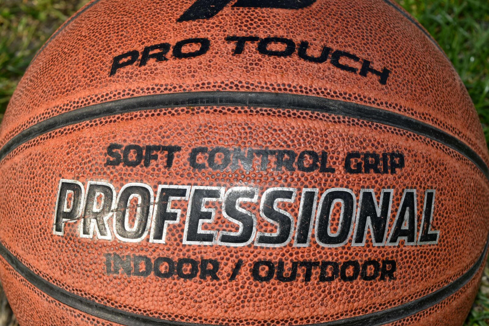 Nikon D5500 sample photo. Basketball, detail, competition, game photography