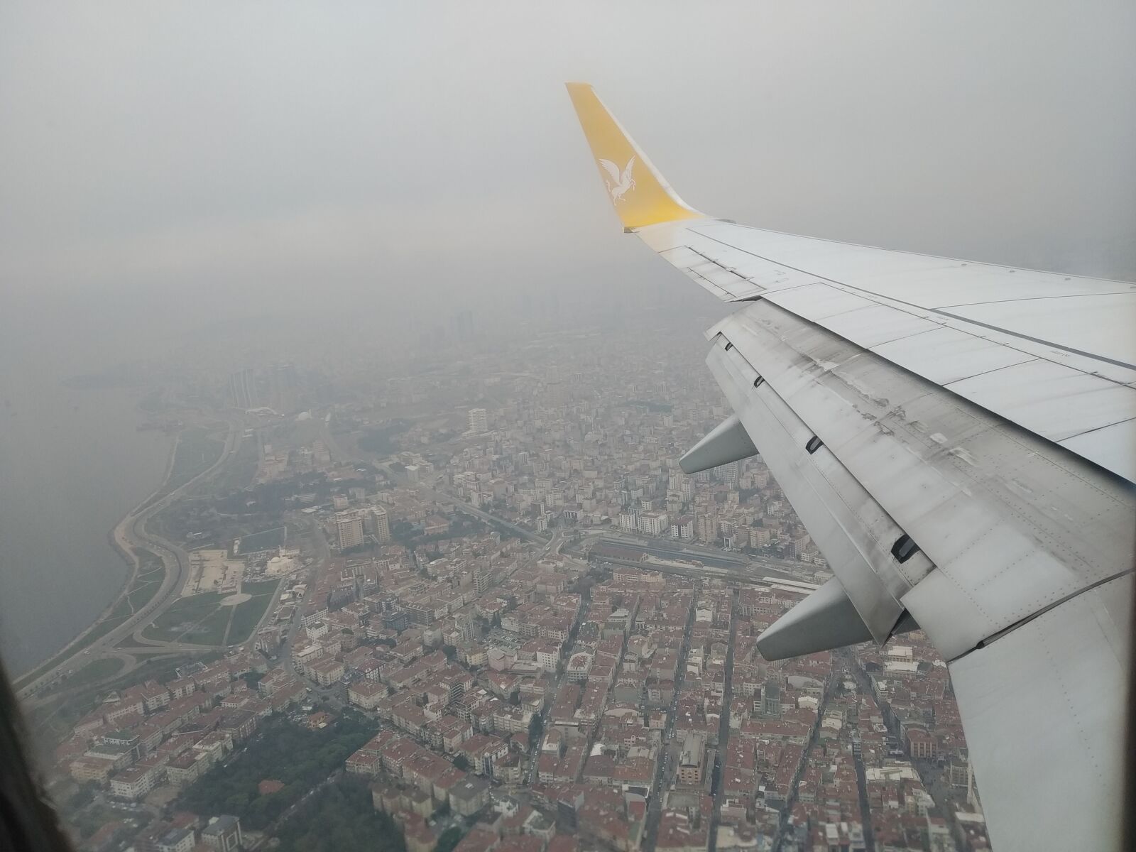 Xiaomi Mi A2 Lite sample photo. Fly, mountain, istanbul photography