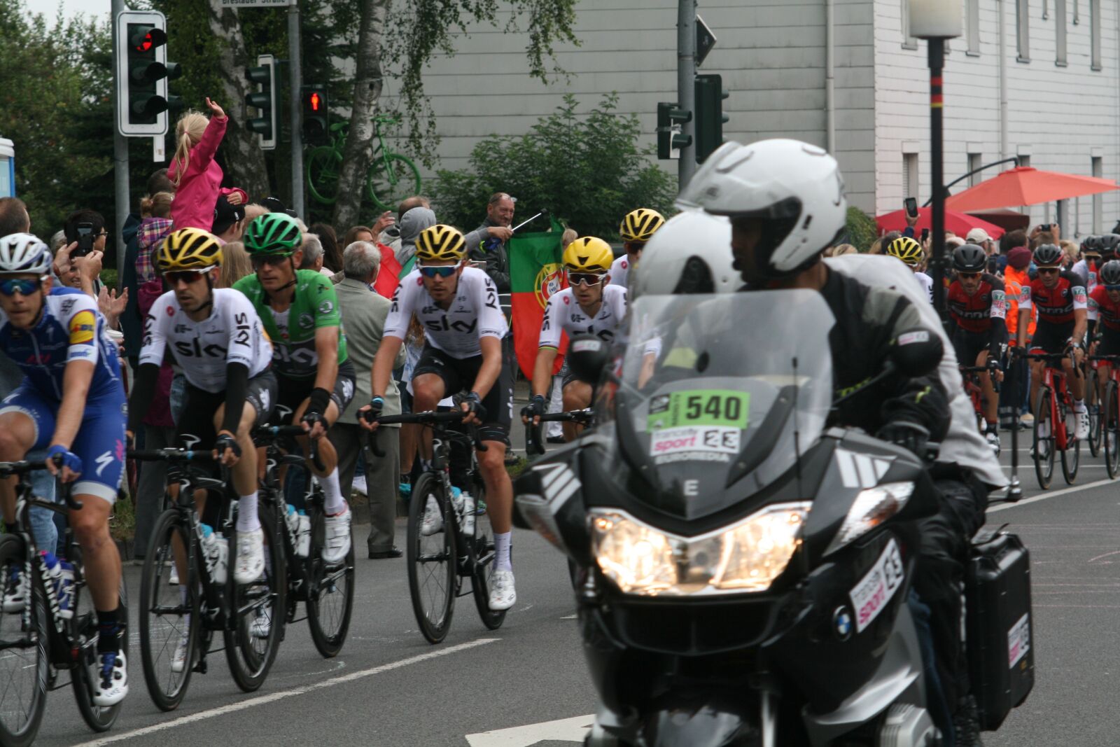 Canon EOS 400D (EOS Digital Rebel XTi / EOS Kiss Digital X) sample photo. Tour de france, 2017 photography