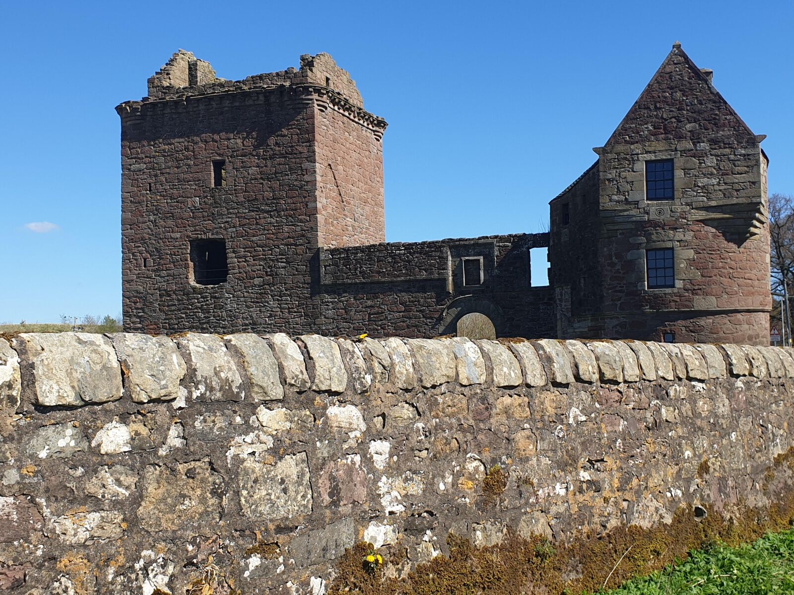 Samsung Galaxy S9 sample photo. Burleigh castle, scotland, kinross photography