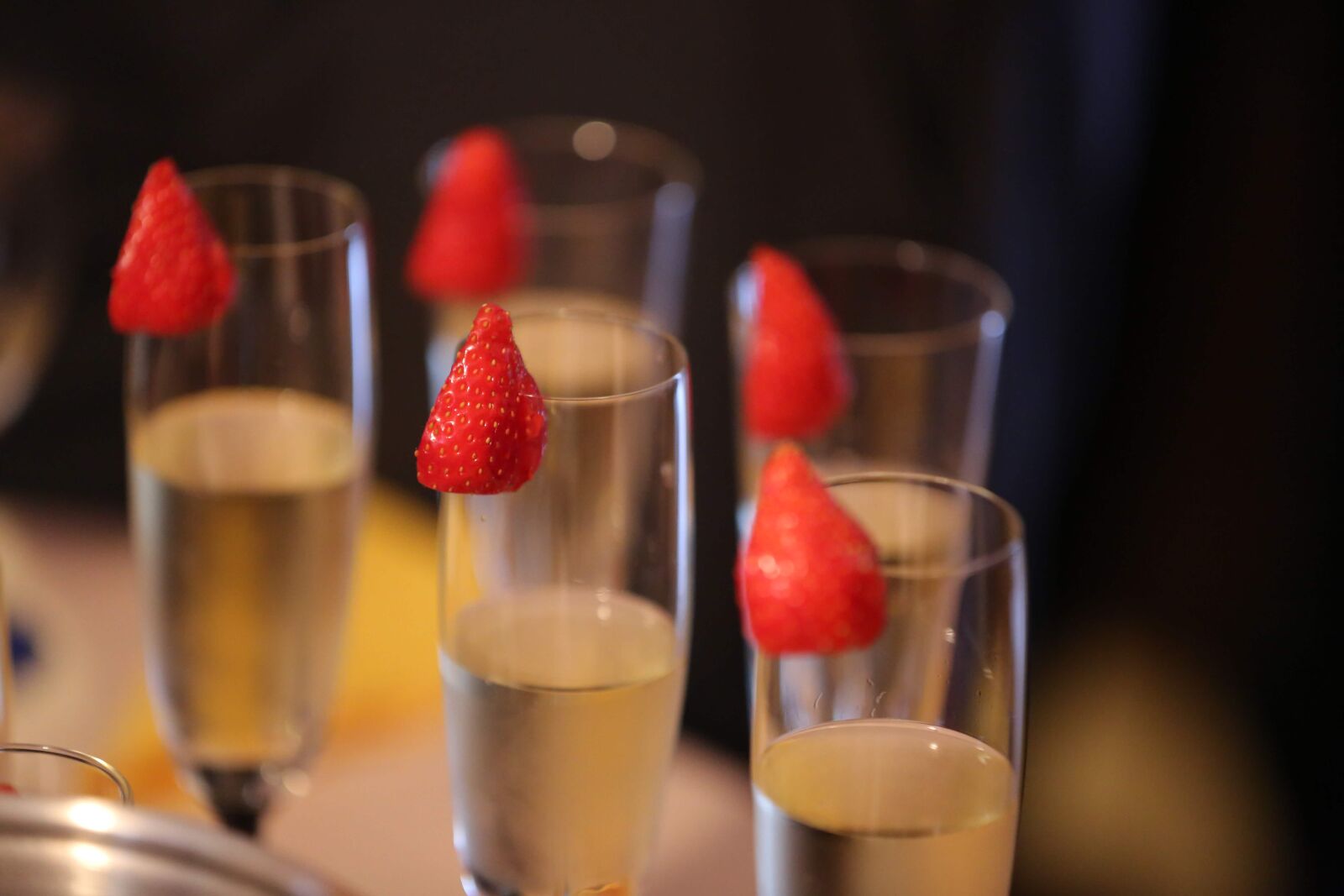 Canon EOS 5D Mark III sample photo. Celebration, champagne, cocktails, drink photography