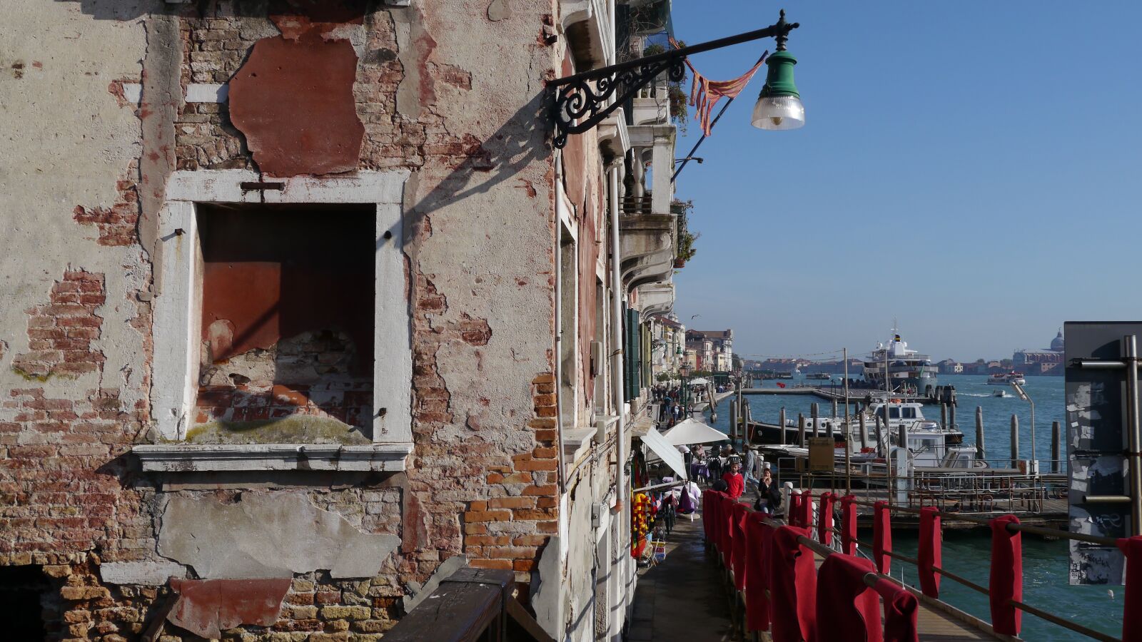 Panasonic Lumix DMC-GH2 sample photo. Venice, italy, channel photography