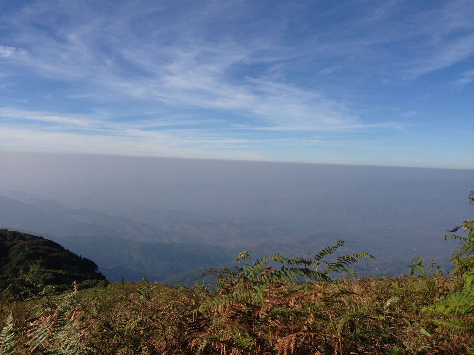 iPhone 5c back camera 4.12mm f/2.4 sample photo. Mountain, sky, blue photography