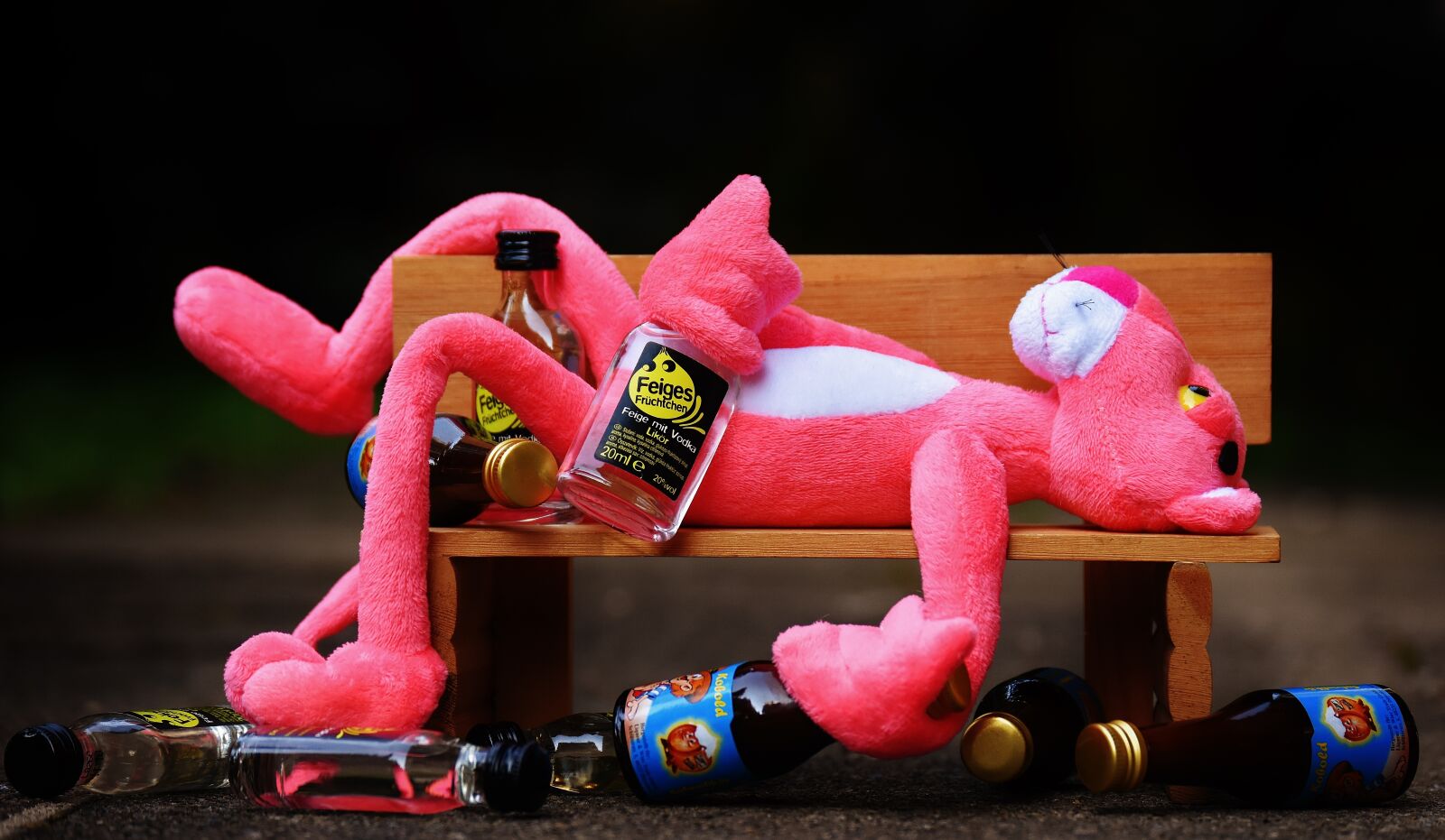 Nikon D7200 sample photo. The pink panther, drink photography
