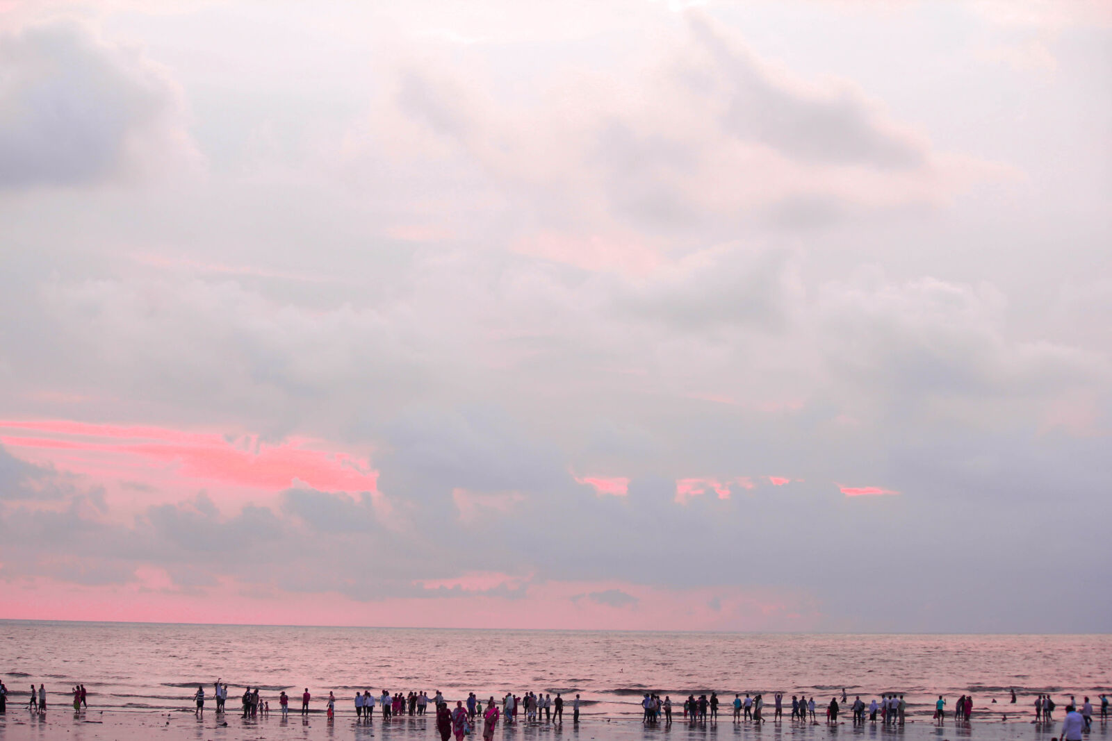 Canon EOS 1200D (EOS Rebel T5 / EOS Kiss X70 / EOS Hi) sample photo. Beach, india, miniature, mumbai photography