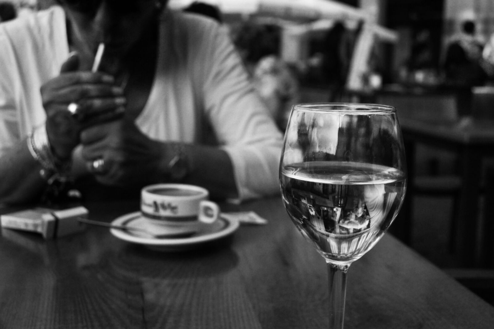 Nikon D40 sample photo. Wine, cup, blur photography
