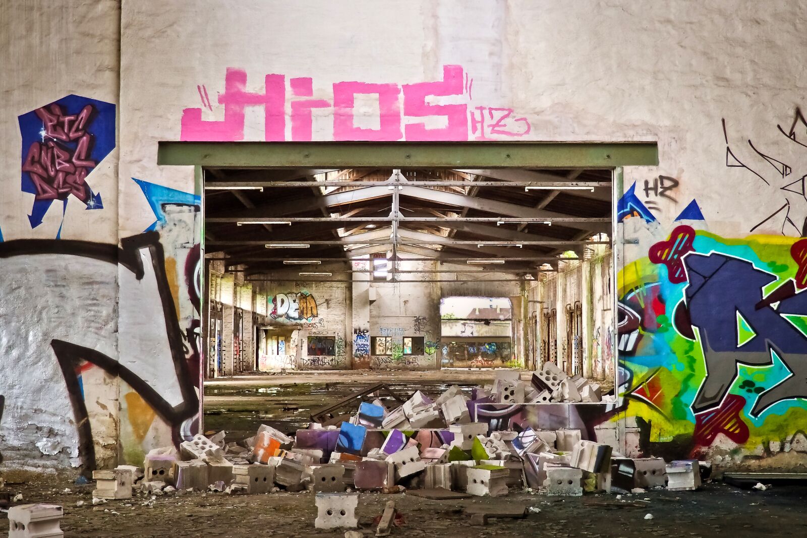 Olympus OM-D E-M10 sample photo. Lost places, old, decay photography