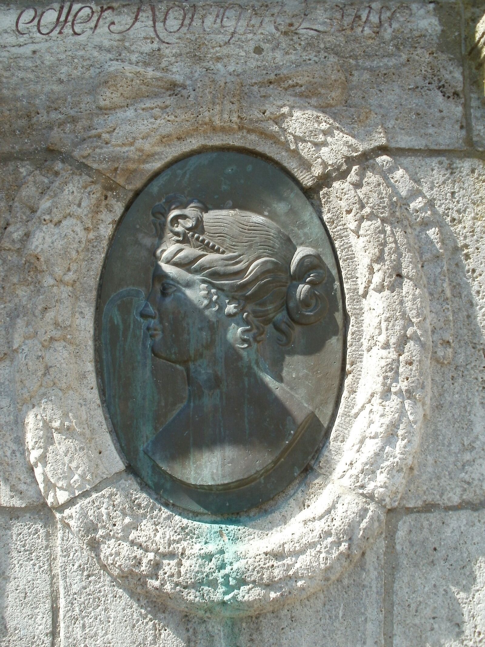 Olympus FE47,X43 sample photo. Relief, bronze, luisenbrunnen photography