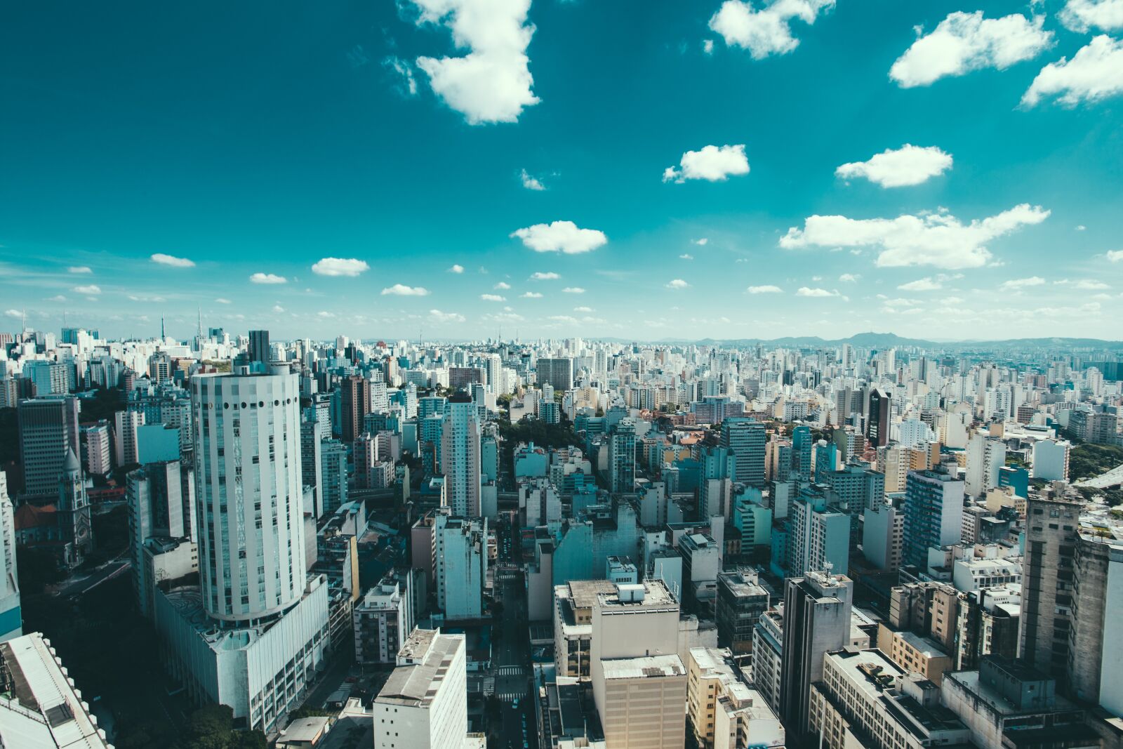 Canon EOS 6D + Canon EF 17-40mm F4L USM sample photo. Brazil, buildings, city photography
