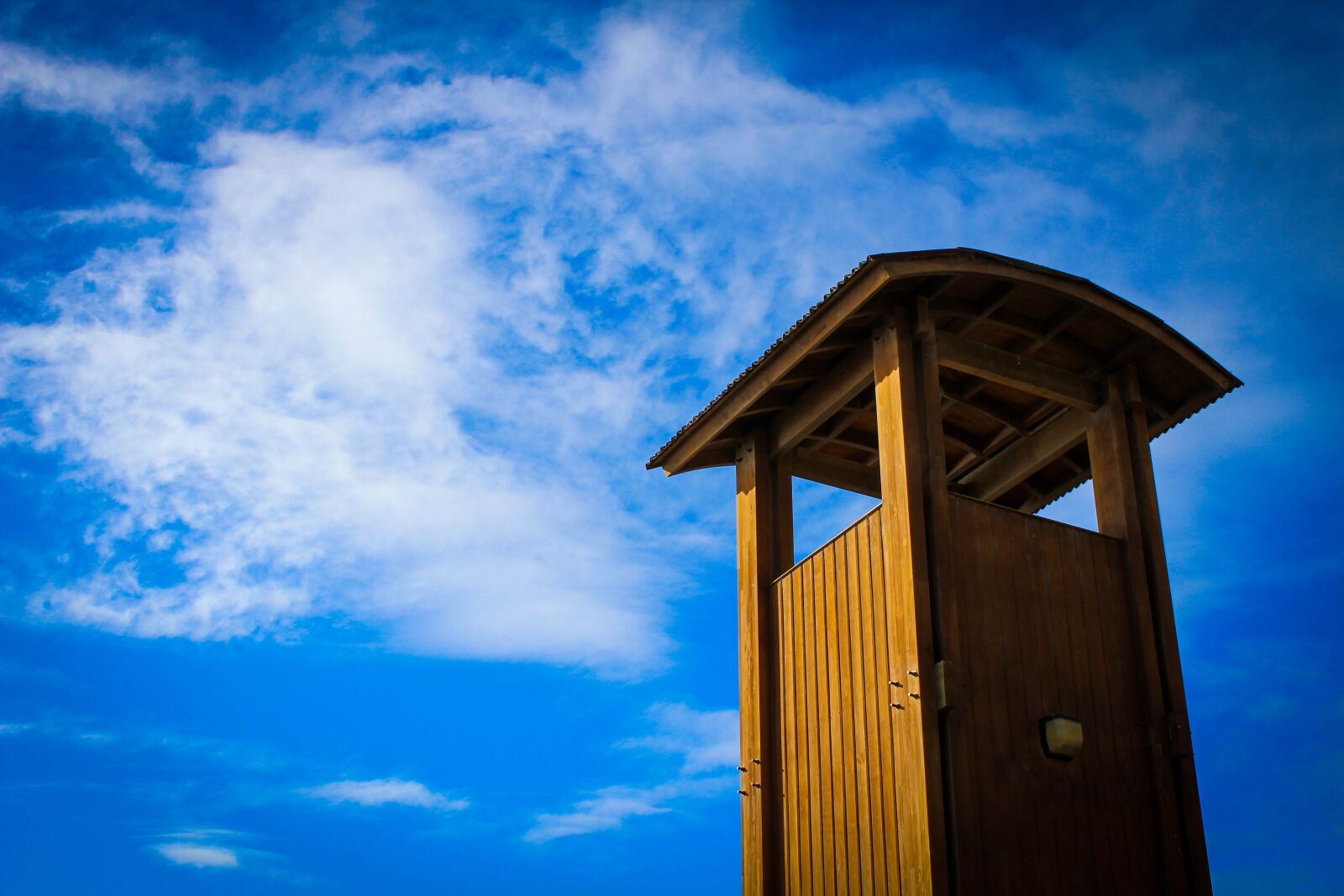 Canon EOS 1200D (EOS Rebel T5 / EOS Kiss X70 / EOS Hi) sample photo. Tower, sky, clouds photography
