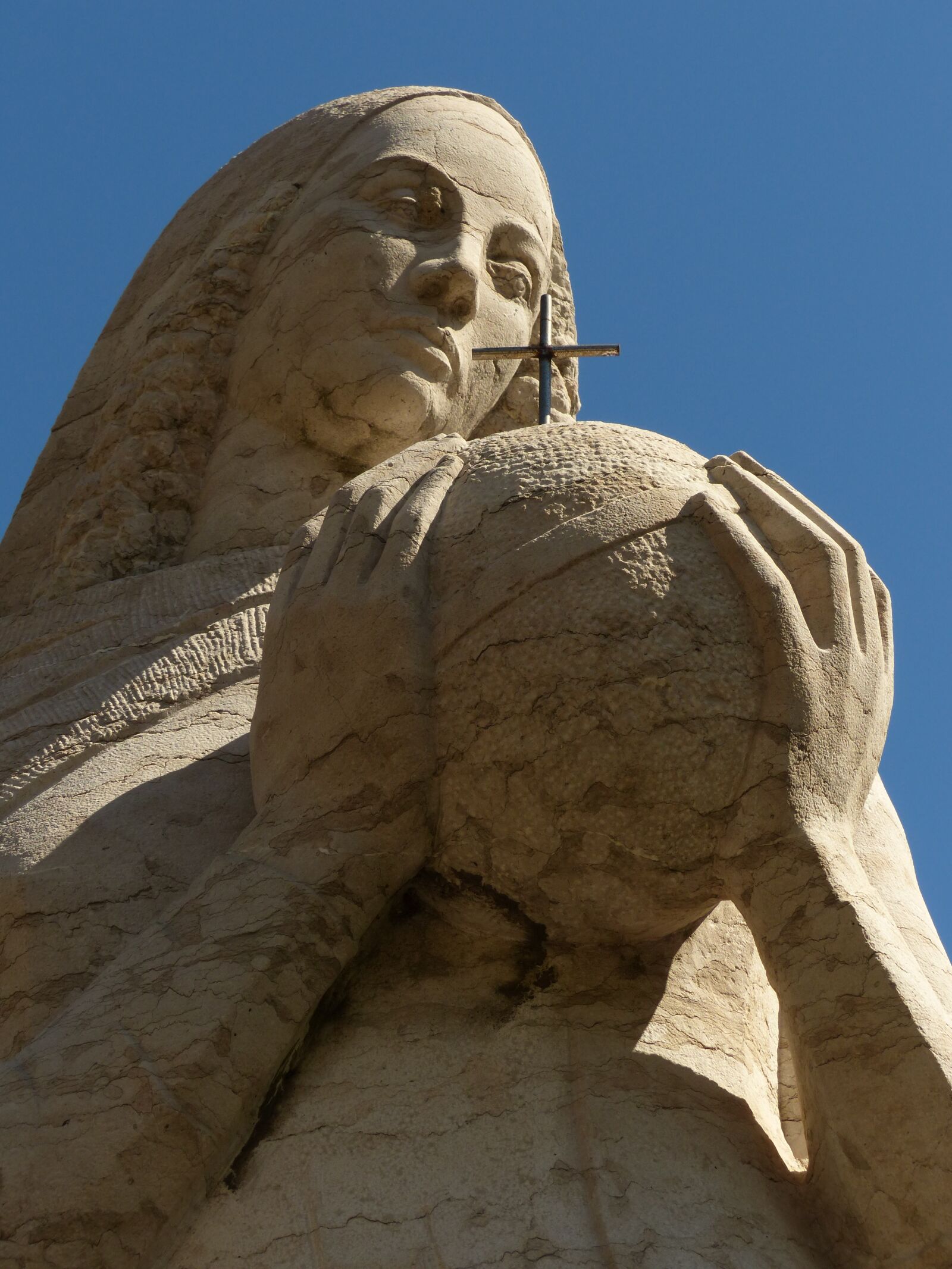 Panasonic Lumix DMC-FZ200 sample photo. Madonna, figure, stone figure photography