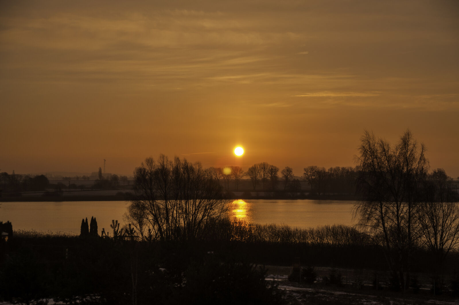 KONICA MINOLTA DYNAX 7D sample photo. Backlit, dawn, dusk, fog photography
