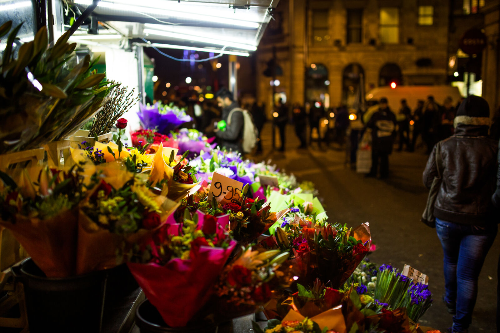 Canon EOS 6D + Sigma 35mm F1.4 DG HSM Art sample photo. Flowers, flowers, stock, photo photography