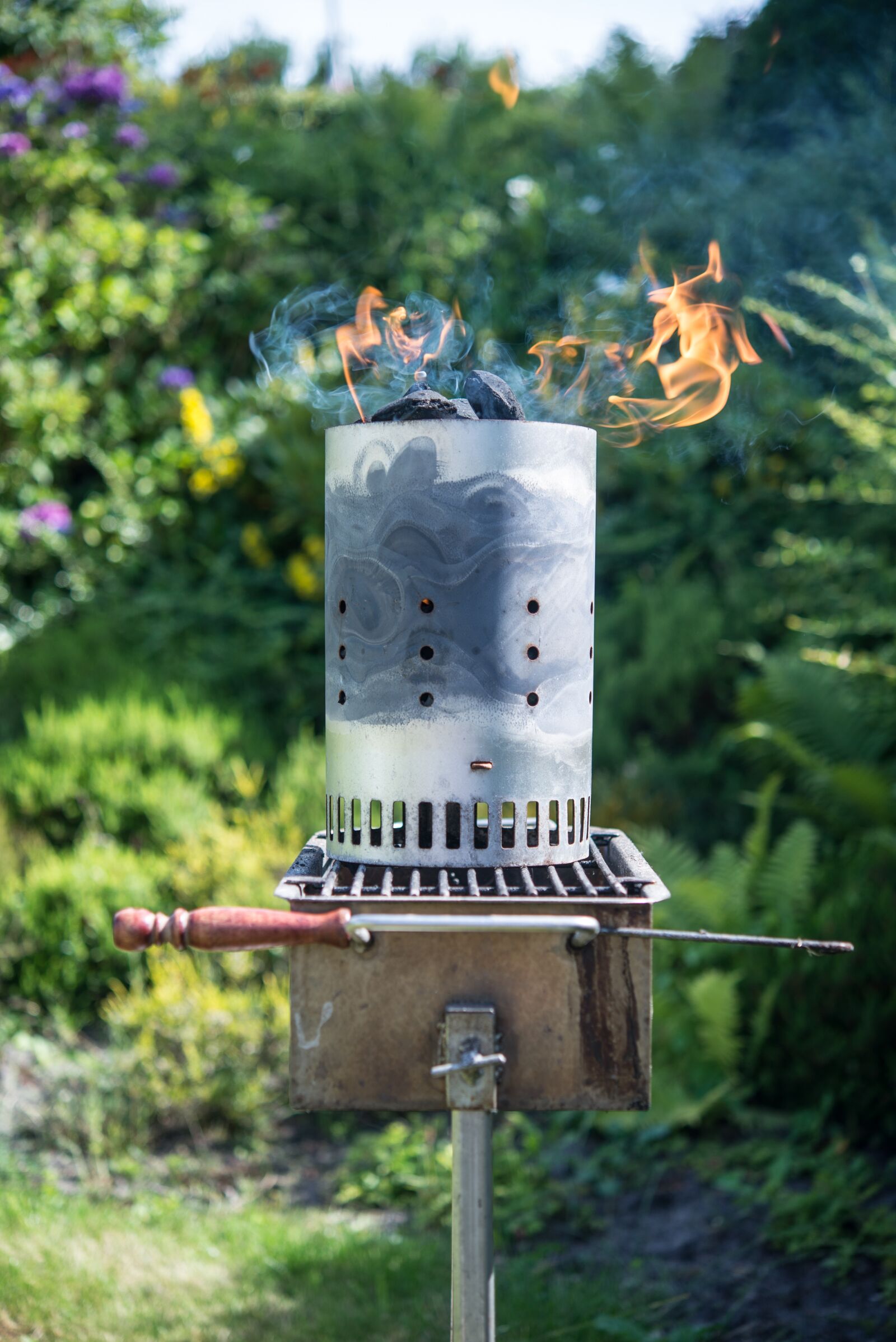 Nikon D600 sample photo. Firestarter, barbecue, coal photography