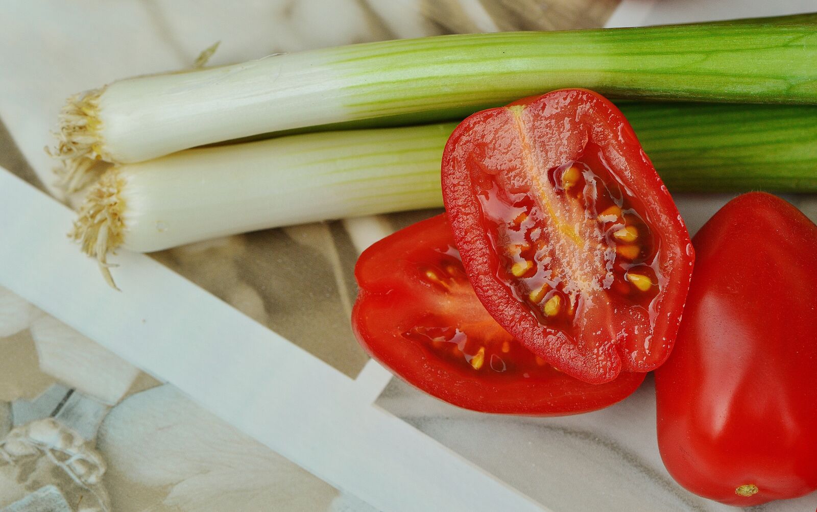 Nikon D3200 sample photo. Tomatoes, spring onions, vegetables photography