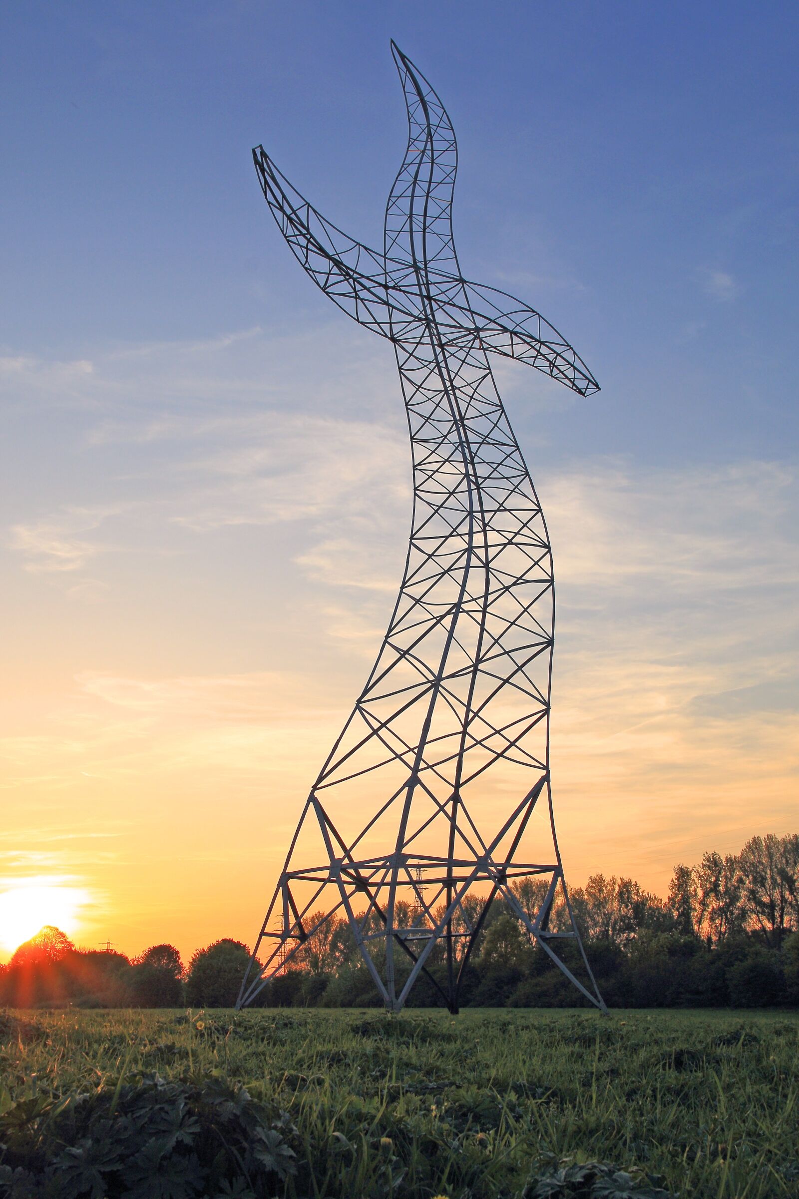 Canon EOS 70D sample photo. Strommast, industrial heritage, dancing photography
