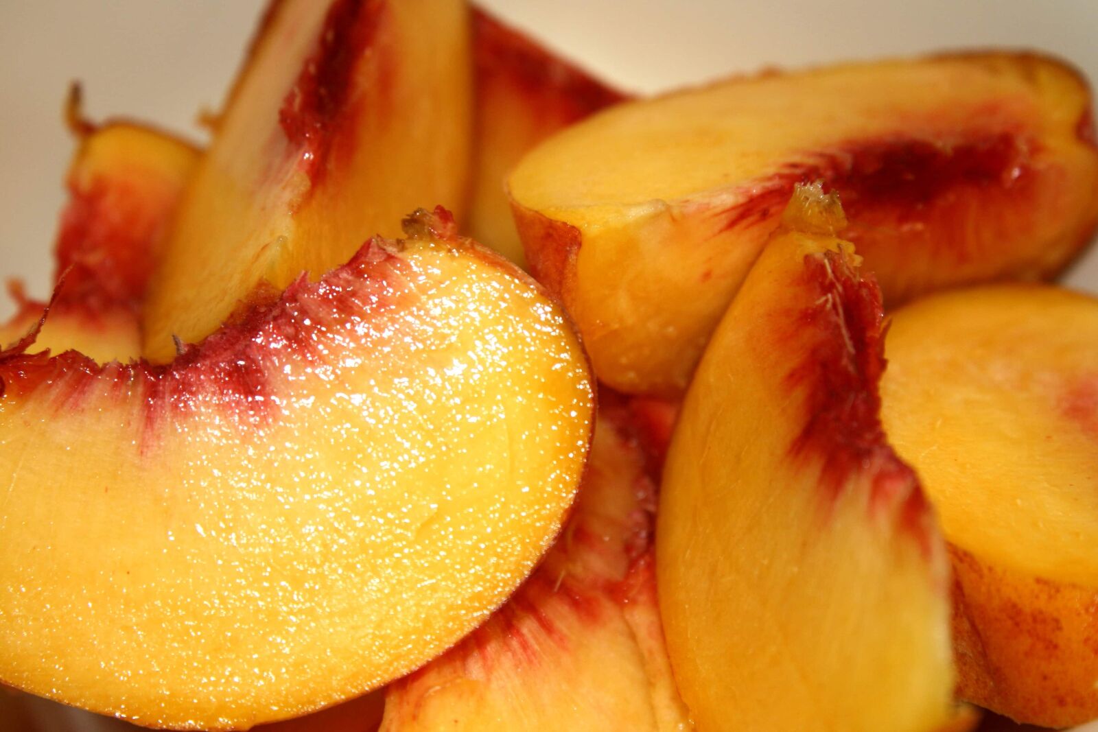 f/3.5-5.6 IS sample photo. Peach, sweet, nectarine, fruit photography