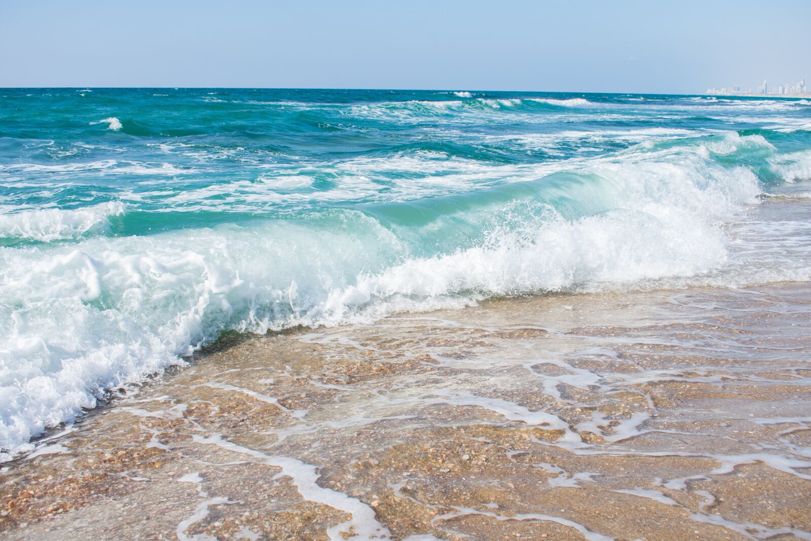 Nikon D7200 sample photo. Sea, sand, sea foam photography