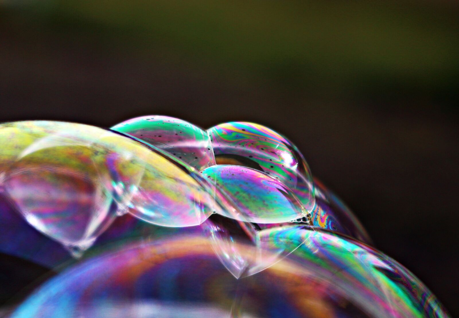 Canon EOS 100D (EOS Rebel SL1 / EOS Kiss X7) sample photo. Bubble, soap bubble, iridescent photography