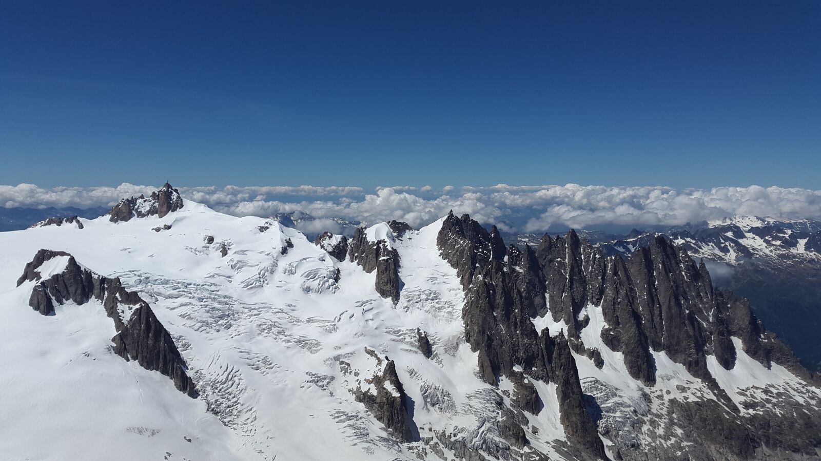 Samsung Galaxy Alpha sample photo. Aiguille du midi, you photography