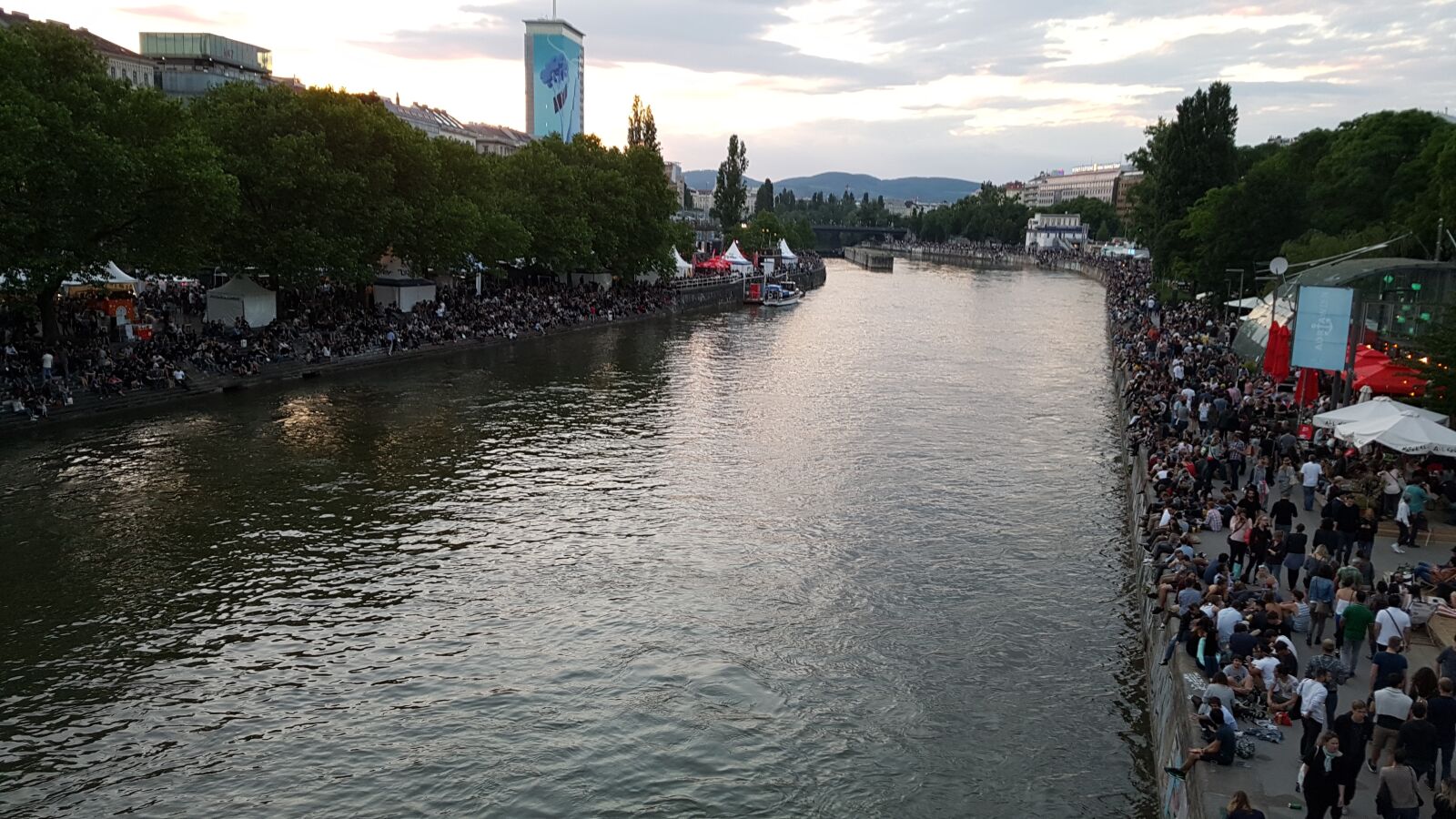 Samsung Galaxy S7 Edge sample photo. The, donaukanal, vienna photography