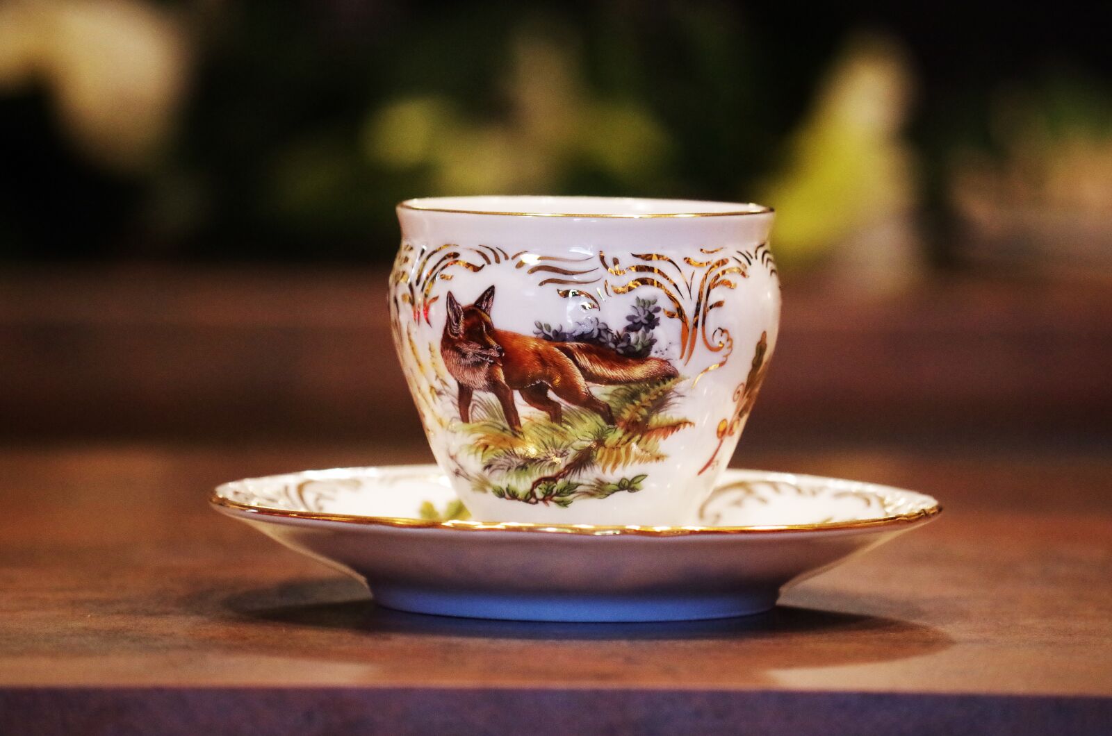 Pentax K-500 sample photo. Porcelain, cup, garnish photography