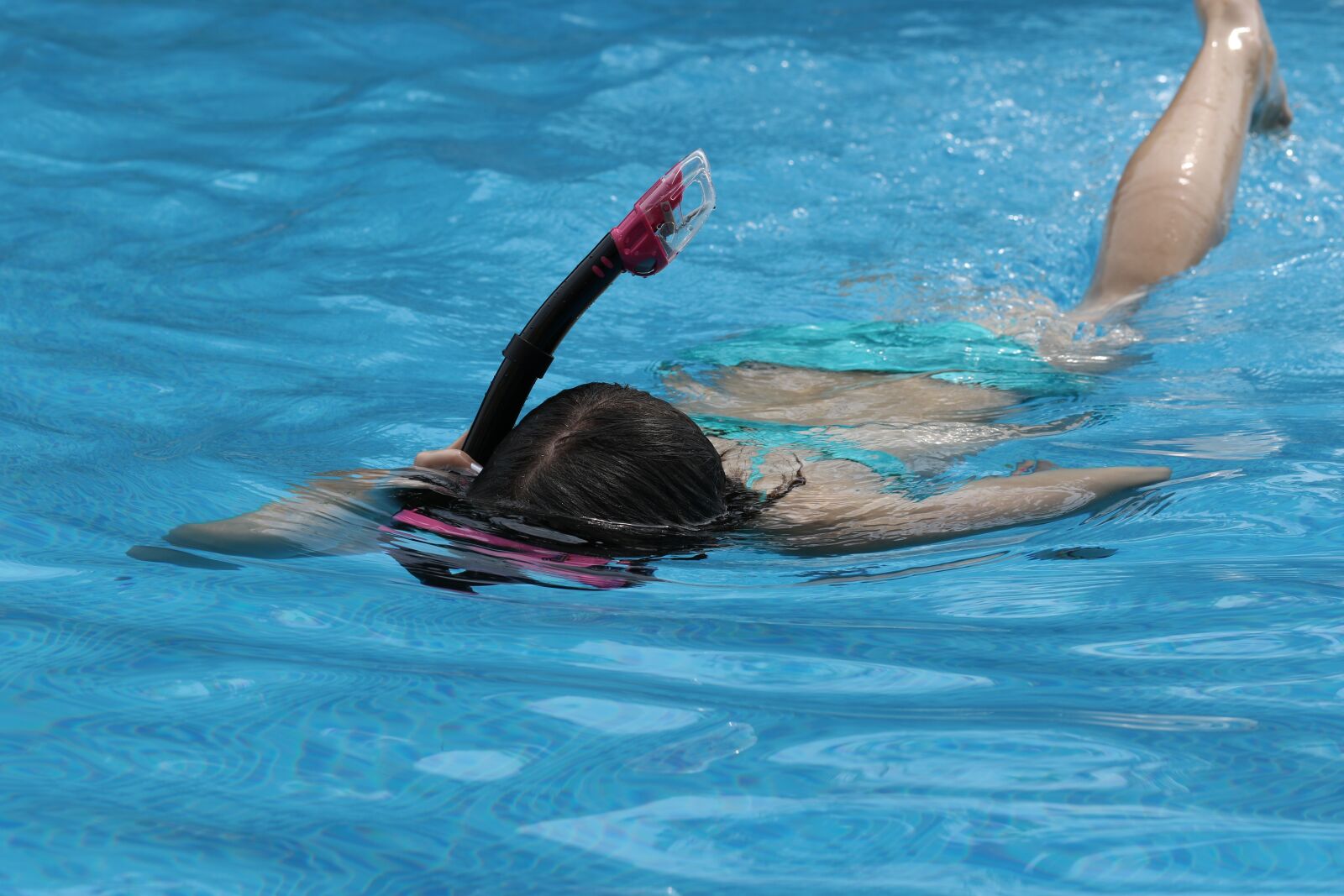 Canon EOS 7D Mark II sample photo. Pool, swimming, diving photography