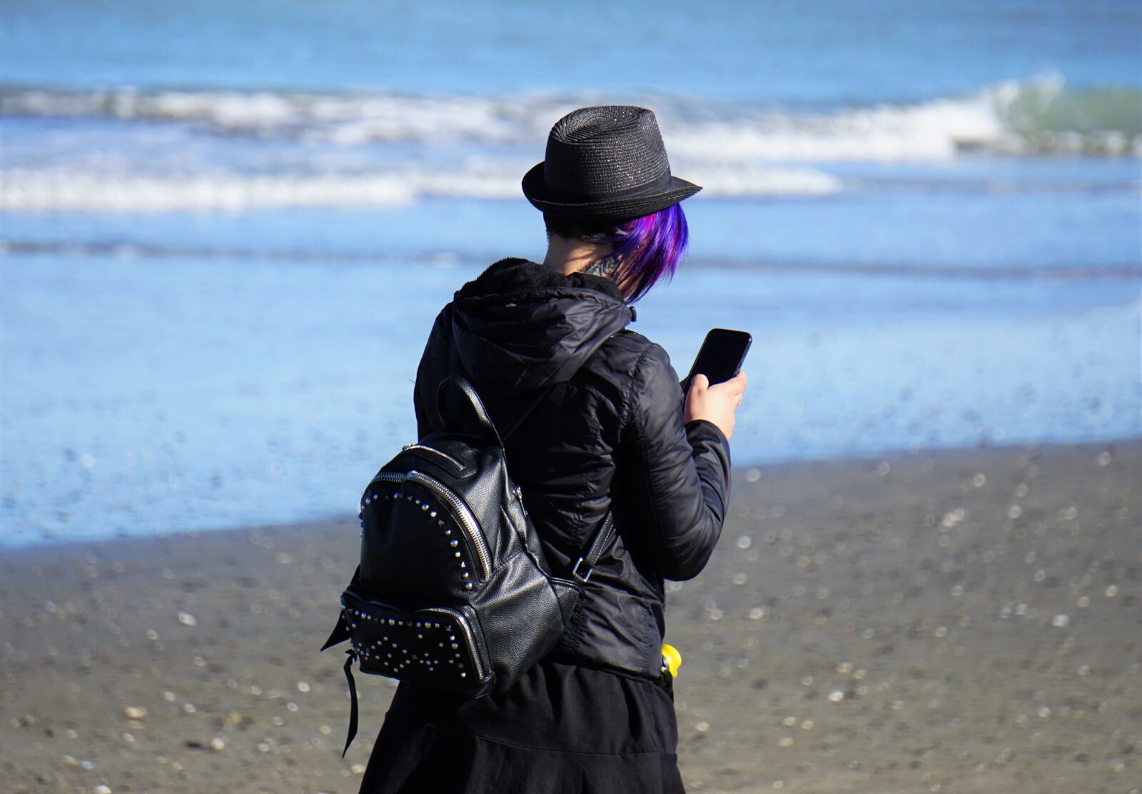 Sony E 55-210mm F4.5-6.3 OSS sample photo. Beach, waters, sea photography
