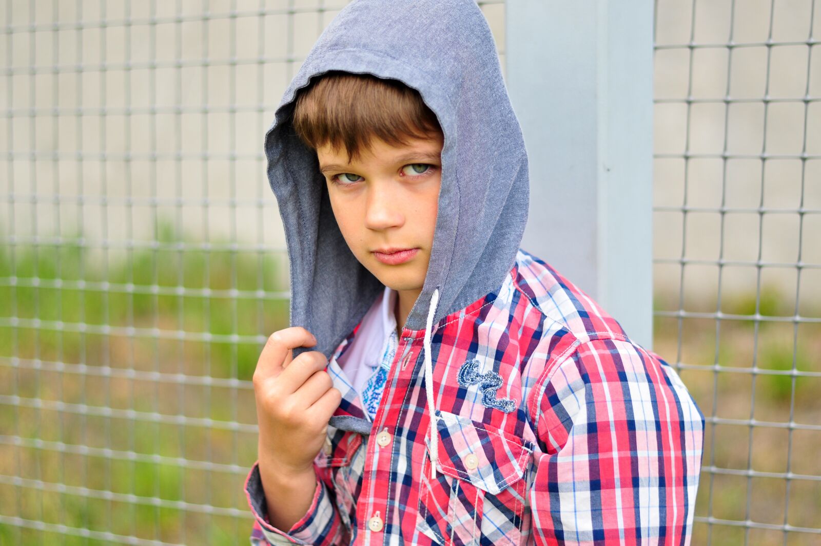 Nikon D5000 sample photo. Schoolboy, kids, paint photography