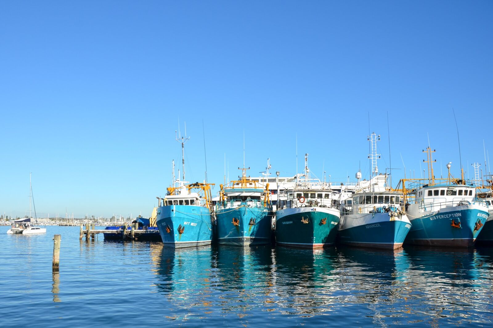 Nikon D5100 sample photo. Boats, harbour, moored photography
