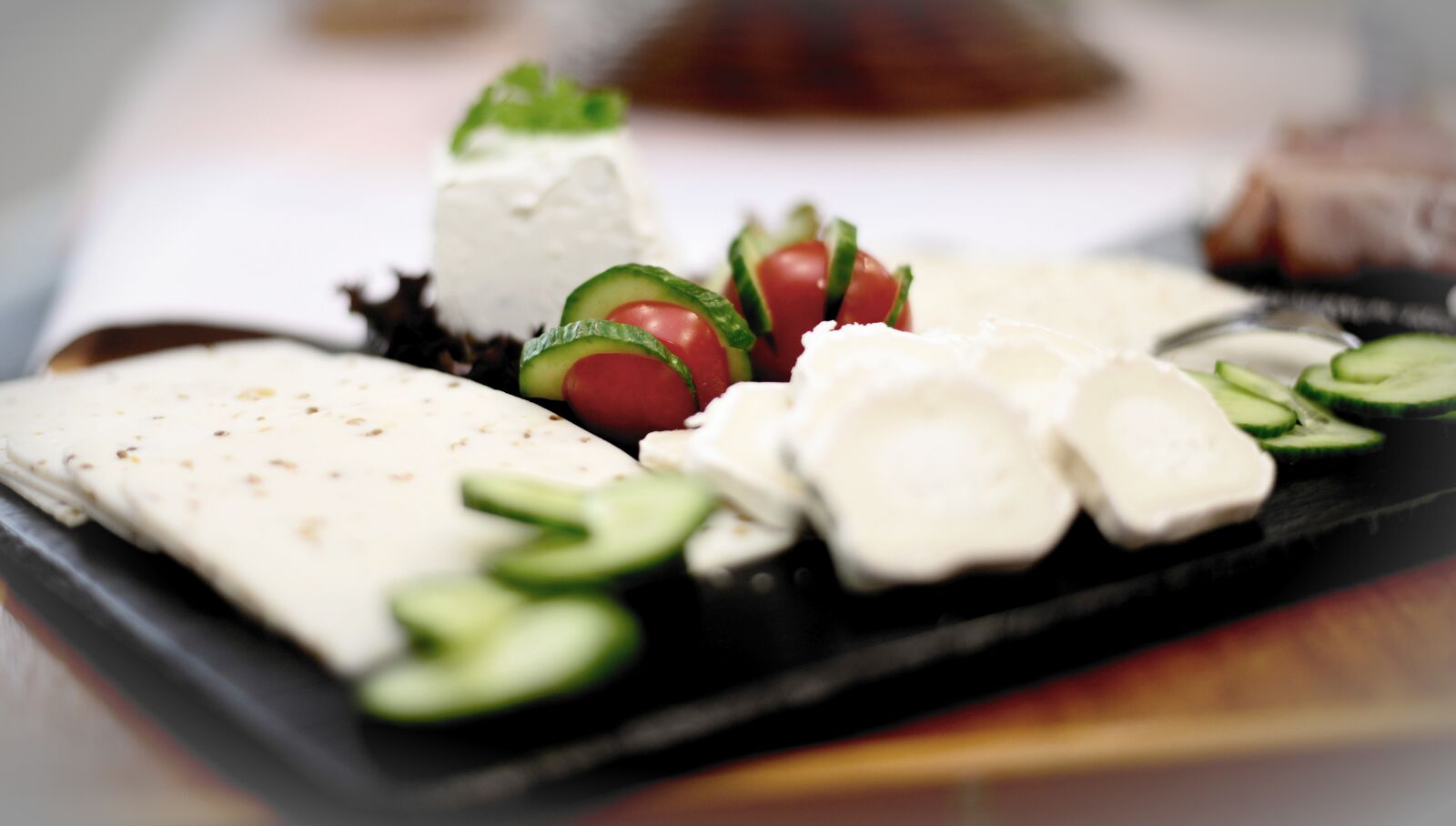 Nikon D610 sample photo. Cheese, käseplatte, buffet photography