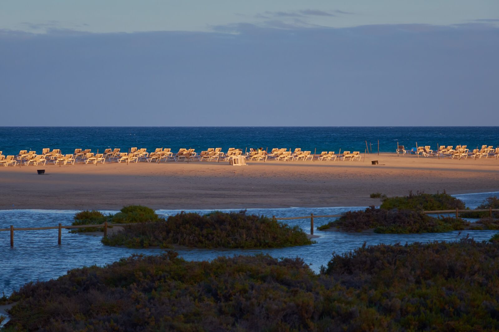 Nikon D7200 sample photo. Deck chair, beach, sea photography