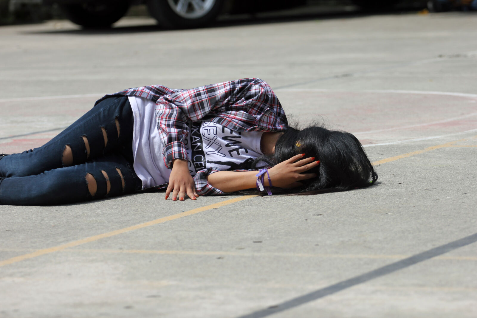 Canon EOS 550D (EOS Rebel T2i / EOS Kiss X4) sample photo. Crasy, sleeping photography
