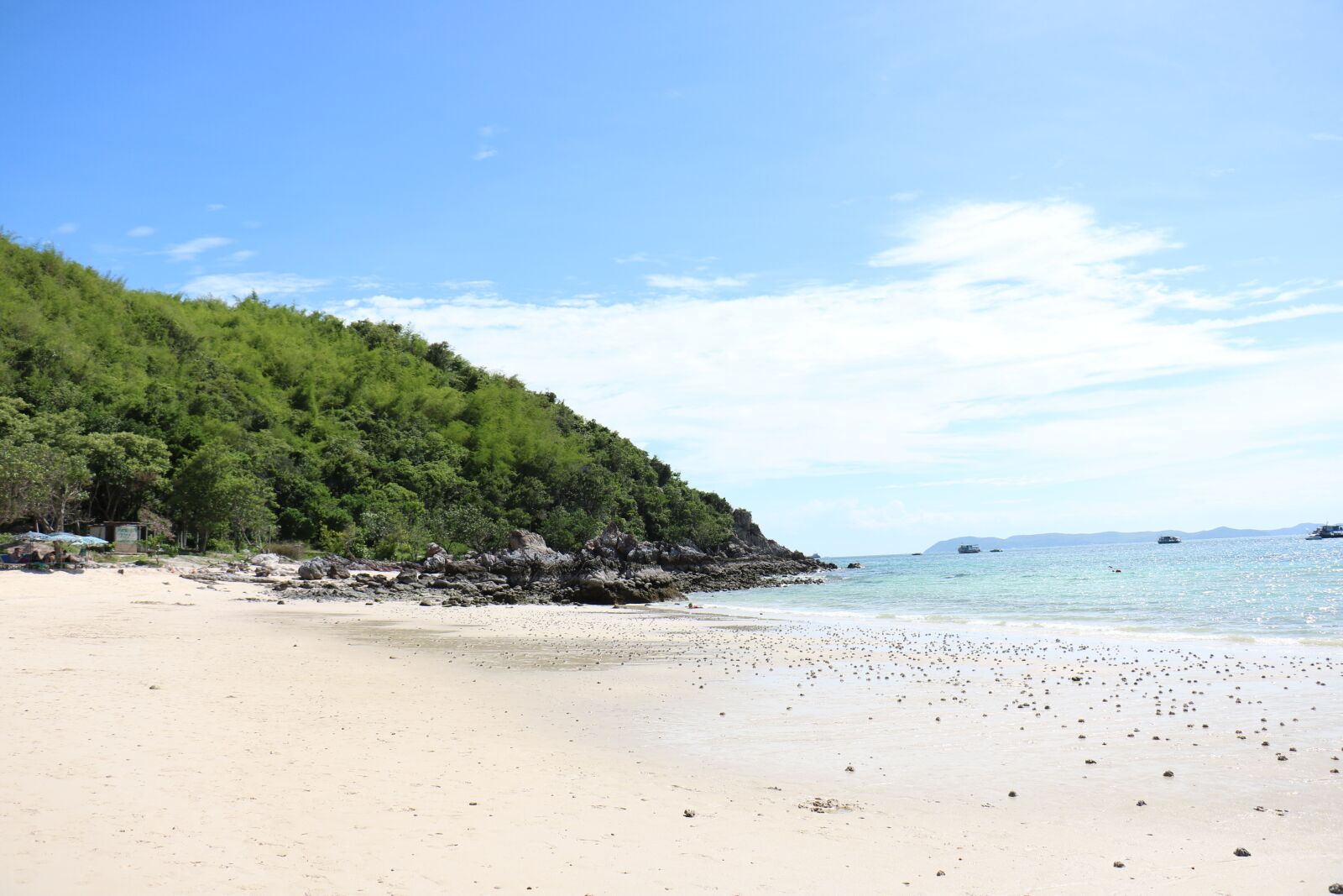 Canon EOS 750D (EOS Rebel T6i / EOS Kiss X8i) sample photo. Travel, thailand, beach photography