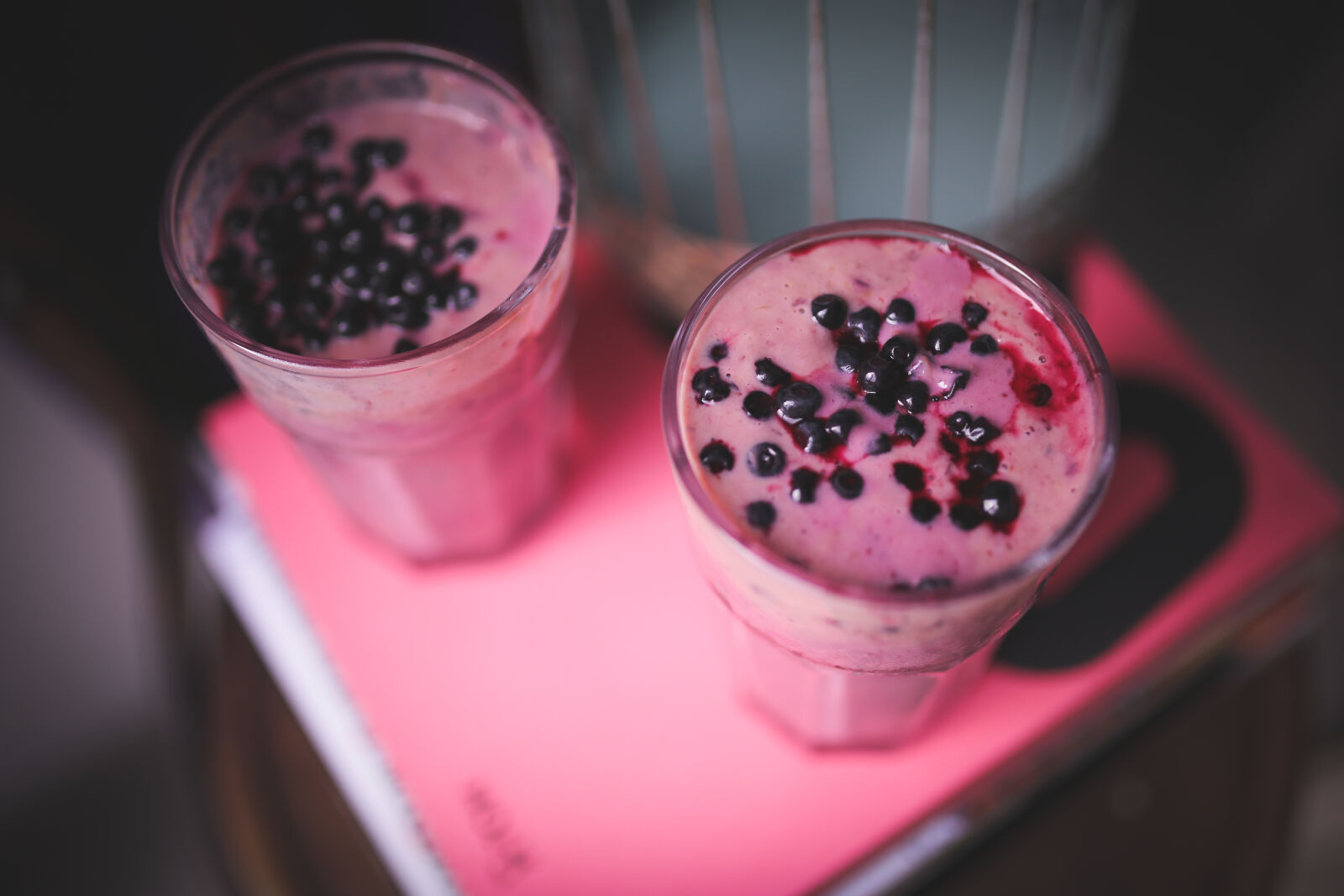 Canon EOS 6D + Sigma 35mm F1.4 DG HSM Art sample photo. Blueberry, yogurt photography