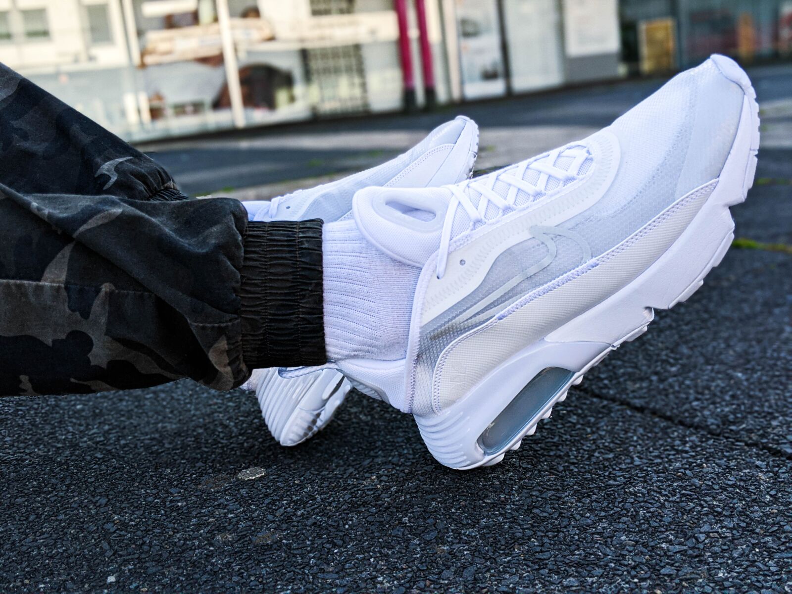 Google Pixel 3 Rear Camera sample photo. Nike, shoes, sneakers photography