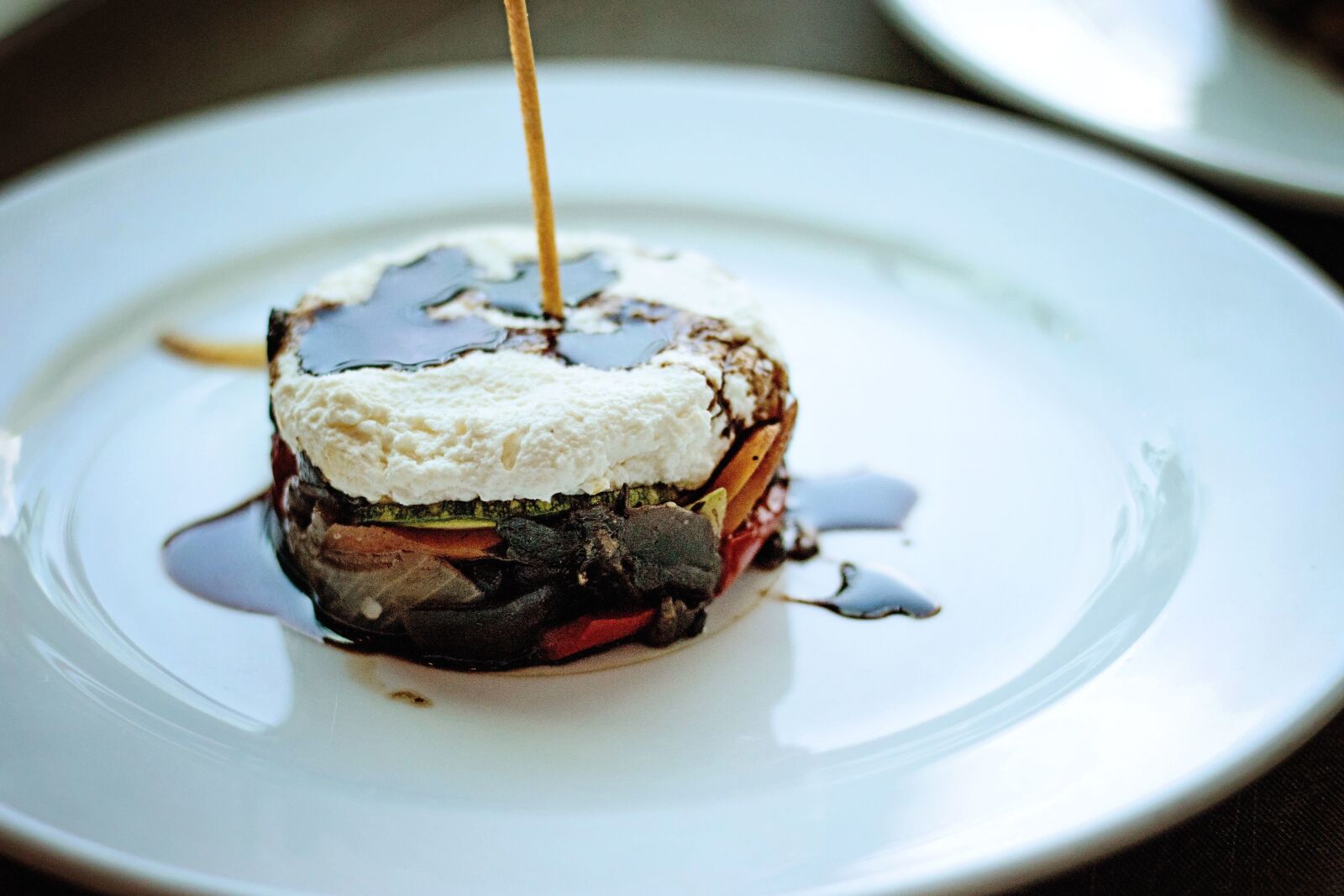 Canon EOS 760D (EOS Rebel T6s / EOS 8000D) sample photo. Dessert, food, plate, delicious photography