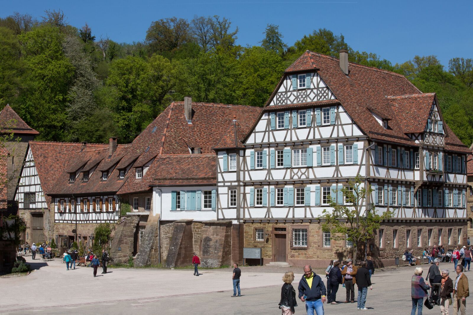 Canon EOS 5D Mark III sample photo. Truss, middle ages, medieval photography
