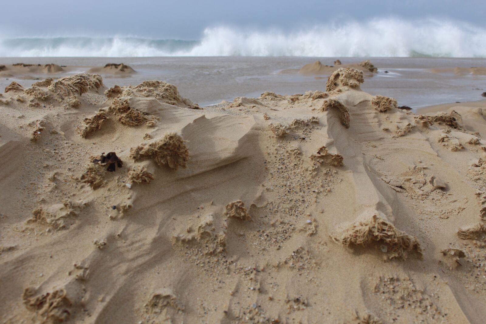 Canon EOS 100D (EOS Rebel SL1 / EOS Kiss X7) sample photo. Sand, sea, wave photography