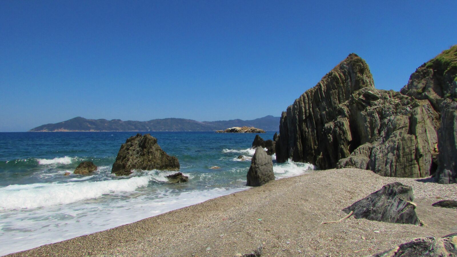 Canon PowerShot SX400 IS sample photo. Greece, skiathos, rocks photography