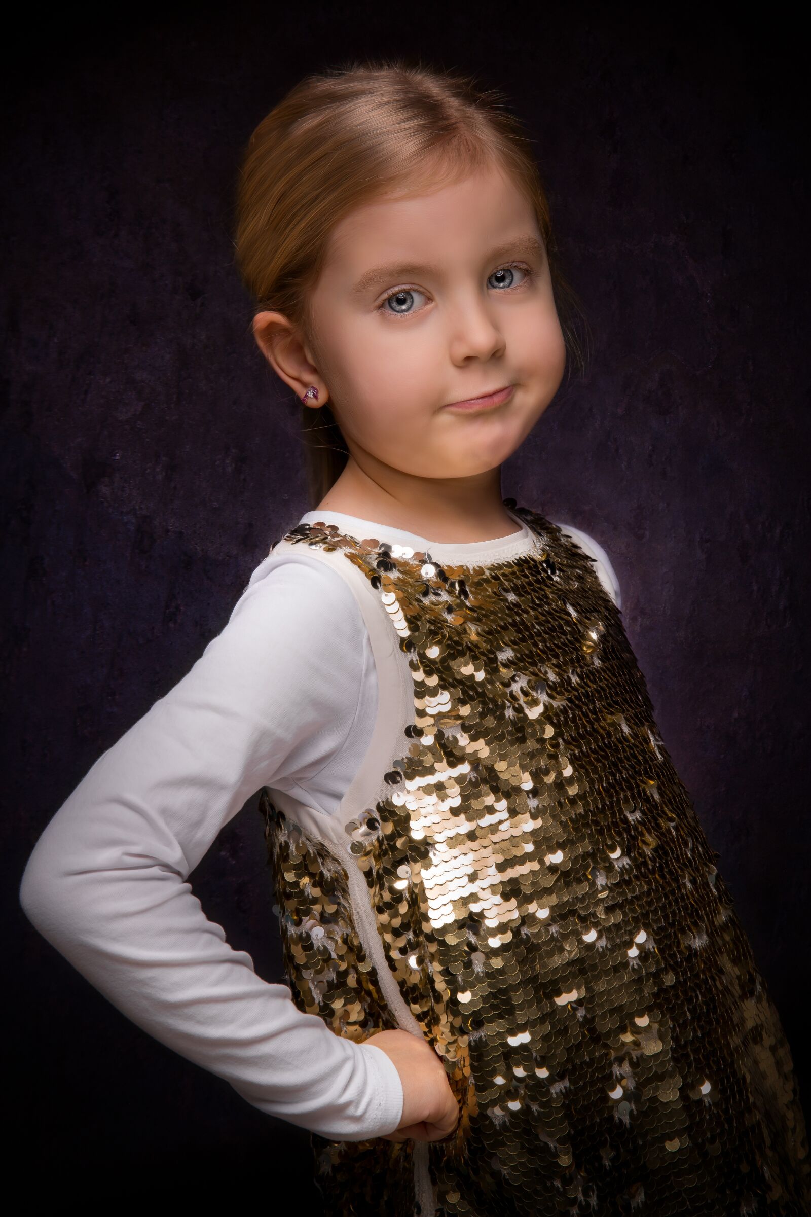 Canon EF 24-70mm F2.8L II USM sample photo. Child, girl, blond photography