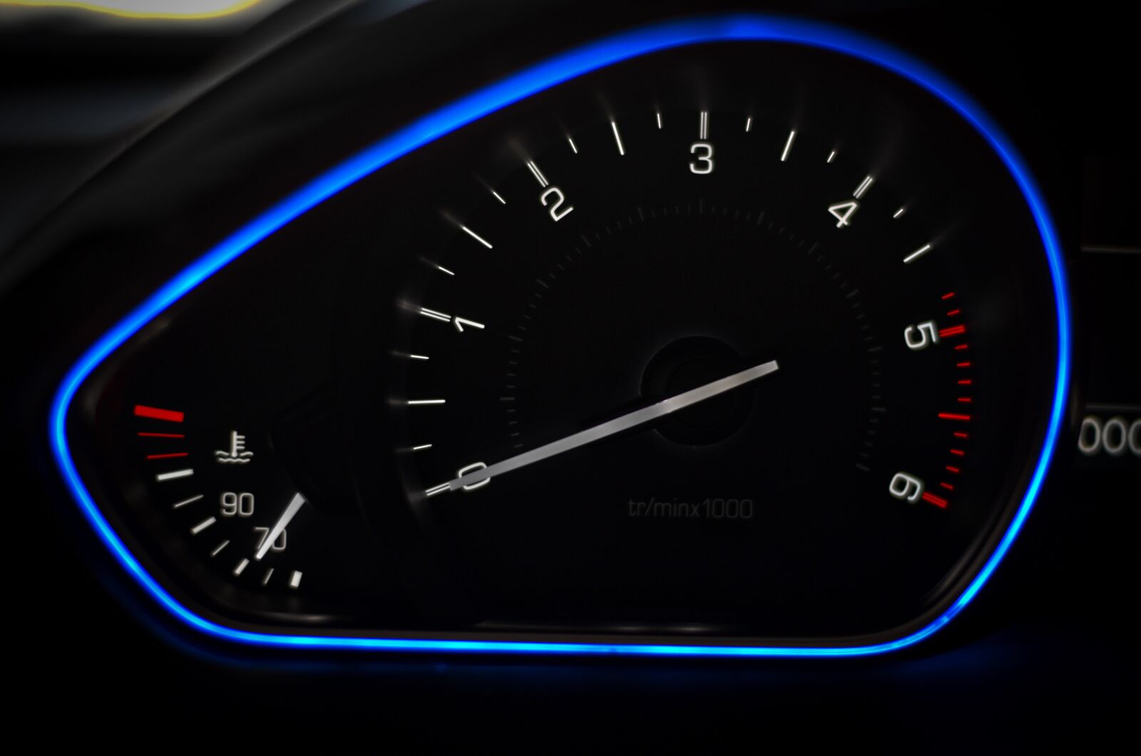 Nikon D5100 sample photo. Speedometer, auto, peugeot photography