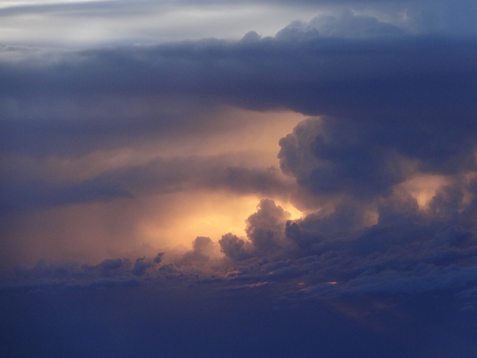 Sony Cyber-shot DSC-WX80 sample photo. Cumulonimbus, storm, sunset photography