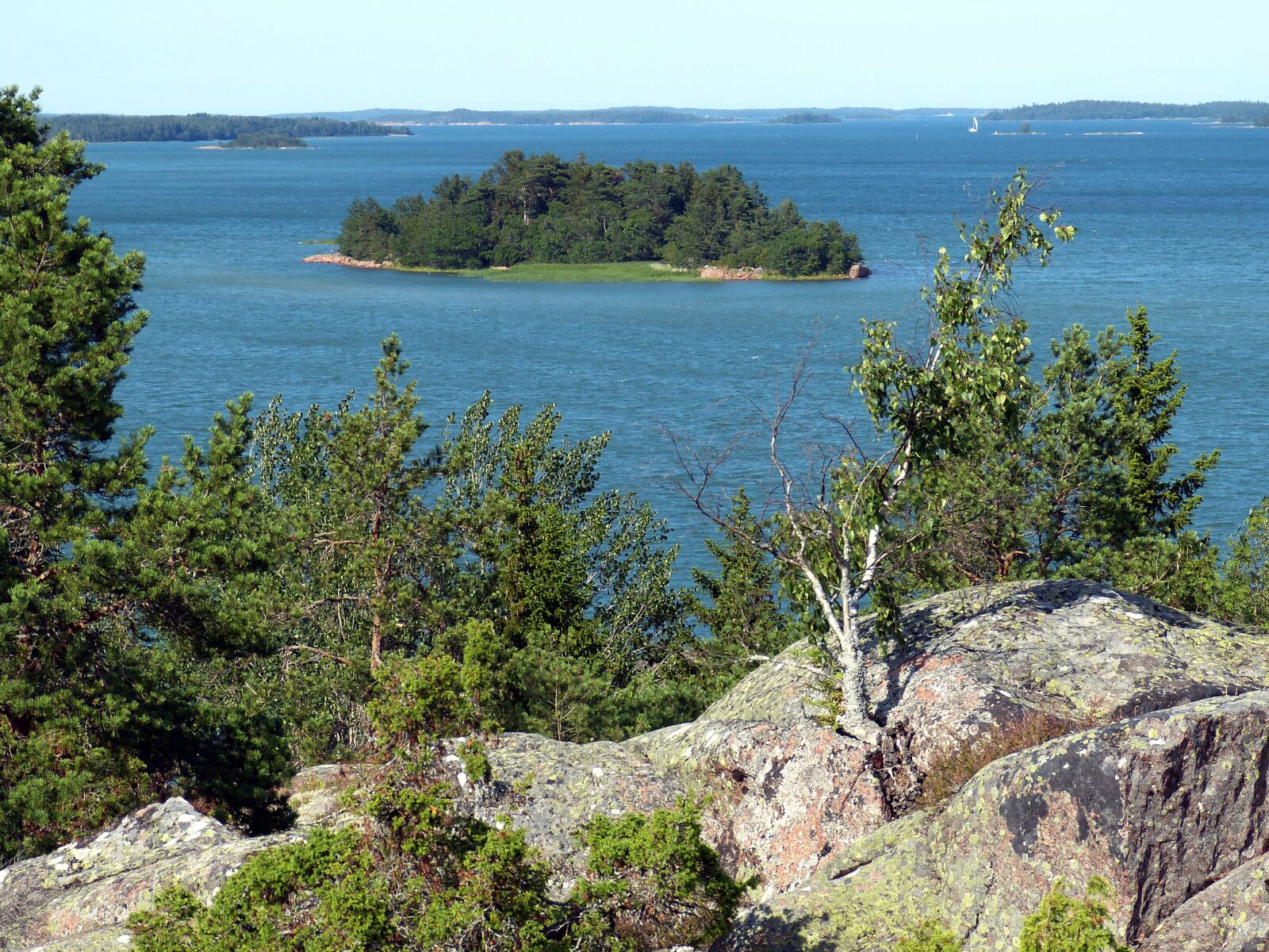 Panasonic Lumix DMC-FZ150 sample photo. Aland, finland, mariehamn photography