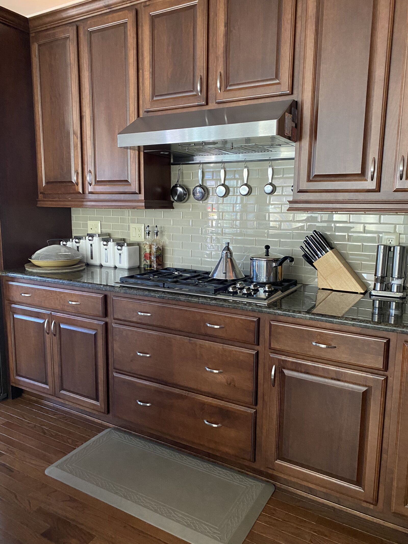 Apple iPhone 11 sample photo. Kitchen, remodeling, cabinets photography